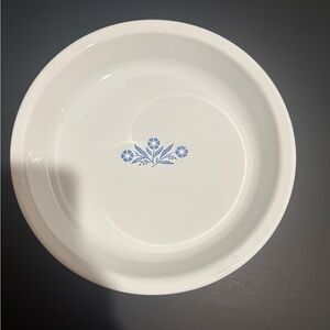Corningware White Serving Dish/Pie Plate with Blue Floral Center